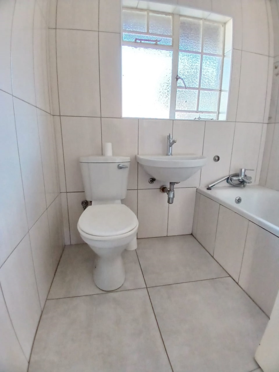 3 Bedroom Property for Sale in Vaalpark Free State